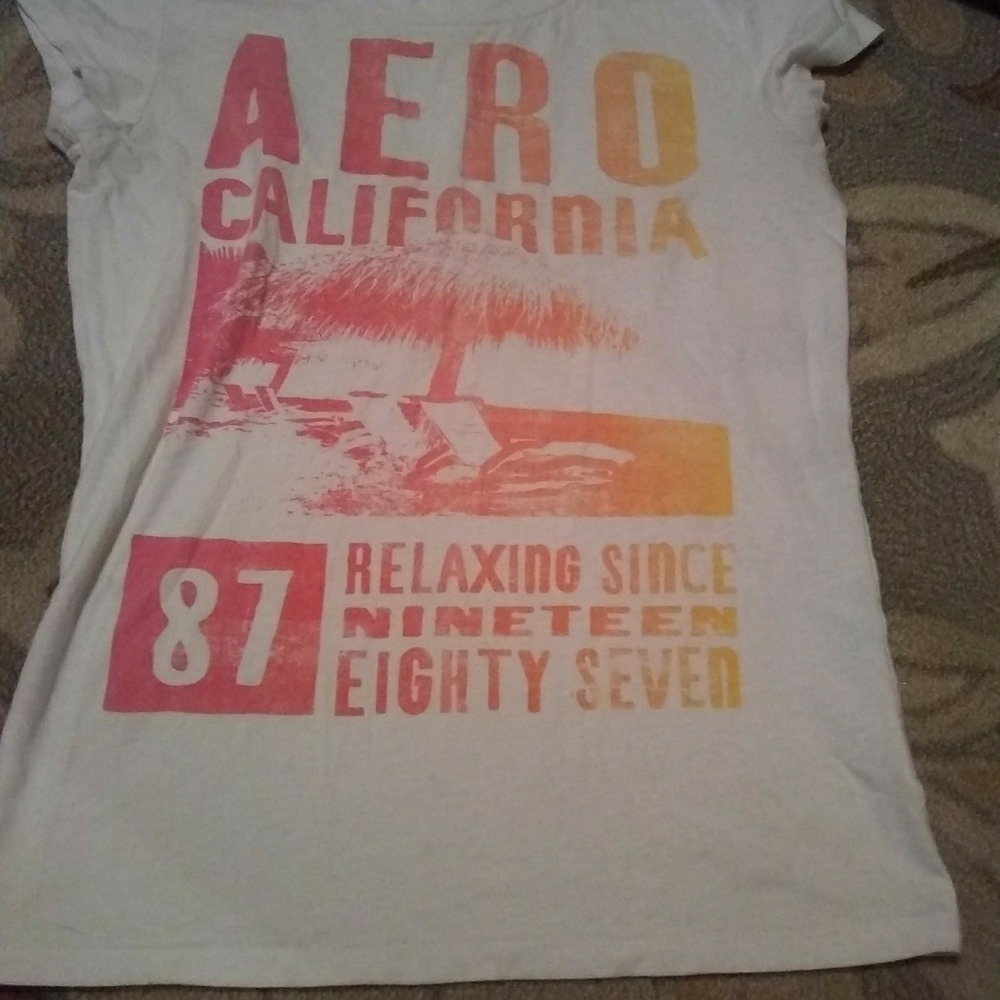 Aeropostale size large tee